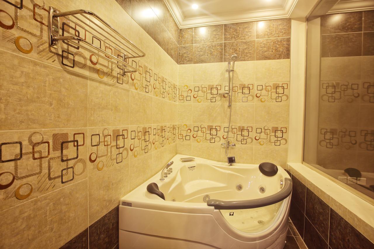 Center Plaza Aparthotel